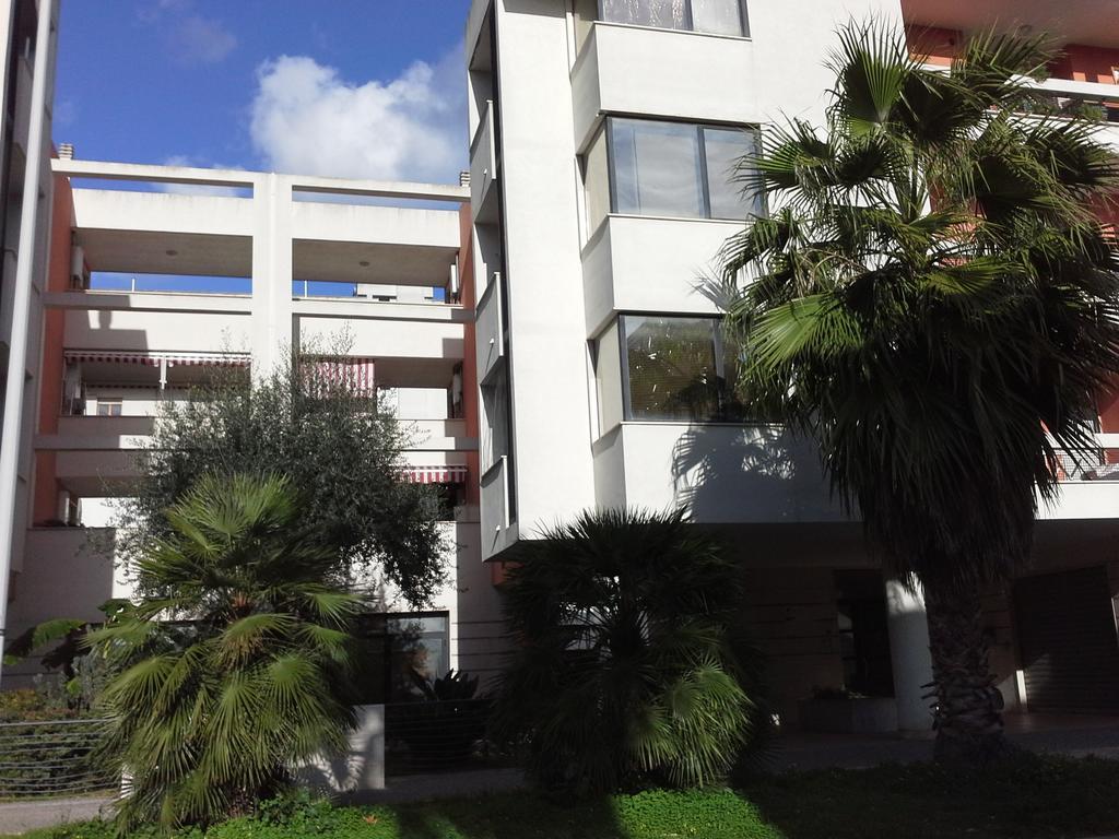 Sunny Apartment เลชเช ภายนอก รูปภาพ